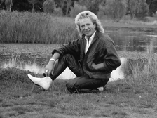 Alan Leslie Barton 4