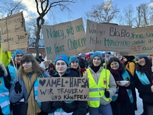 Amel und Hafsa München 49