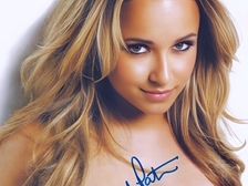Hayden Panettiere 32