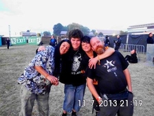 Sani Thomas Schröder 13